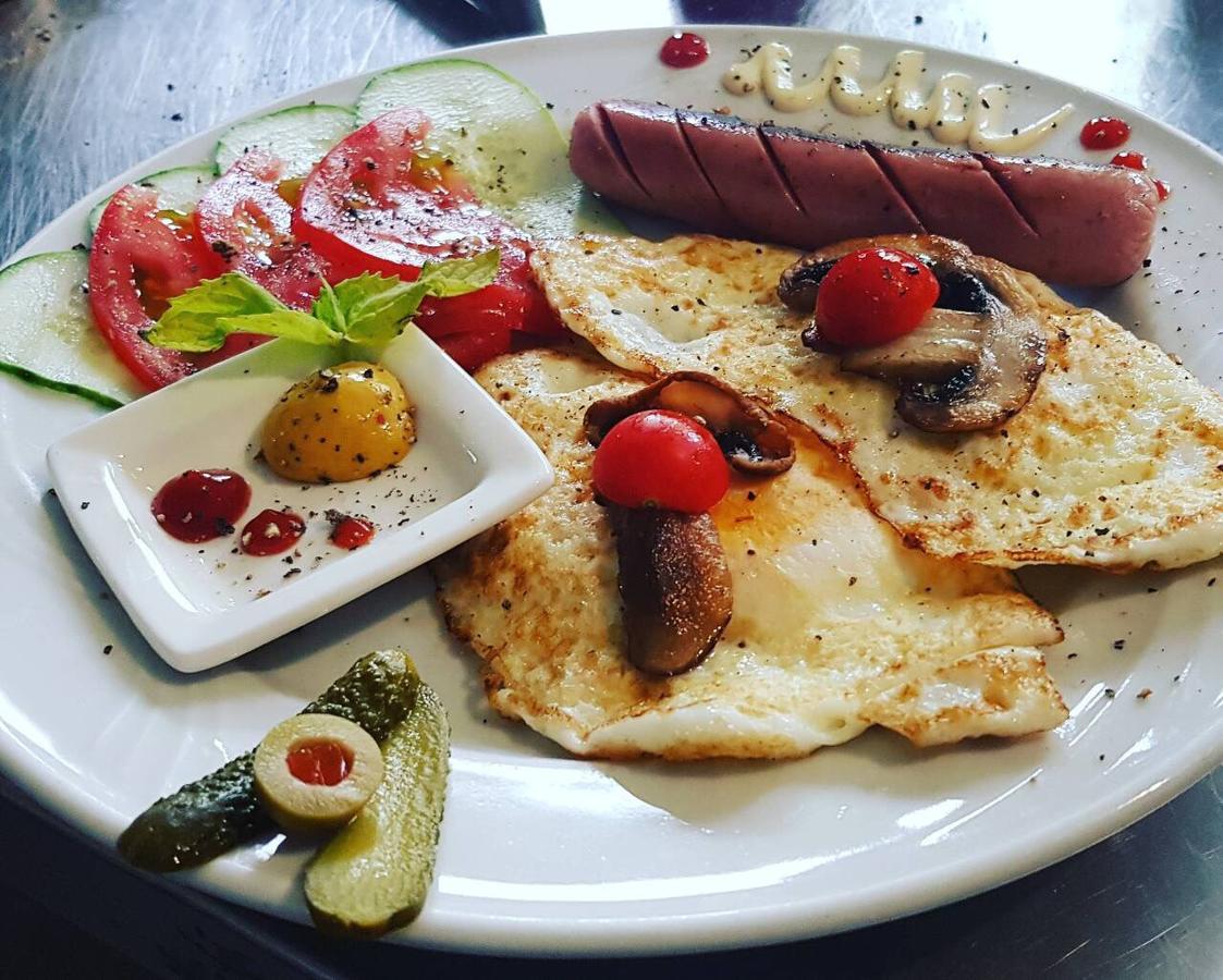 Hotel Ideal Podgorica Luaran gambar